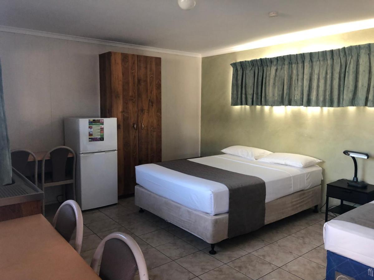 Mackay Motor Inn Buitenkant foto