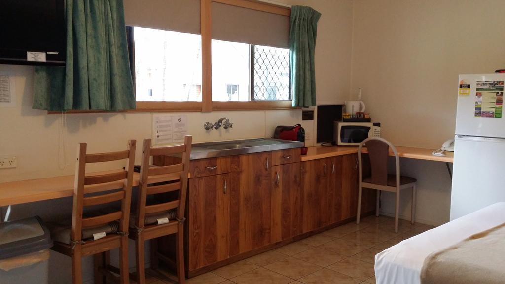 Mackay Motor Inn Buitenkant foto