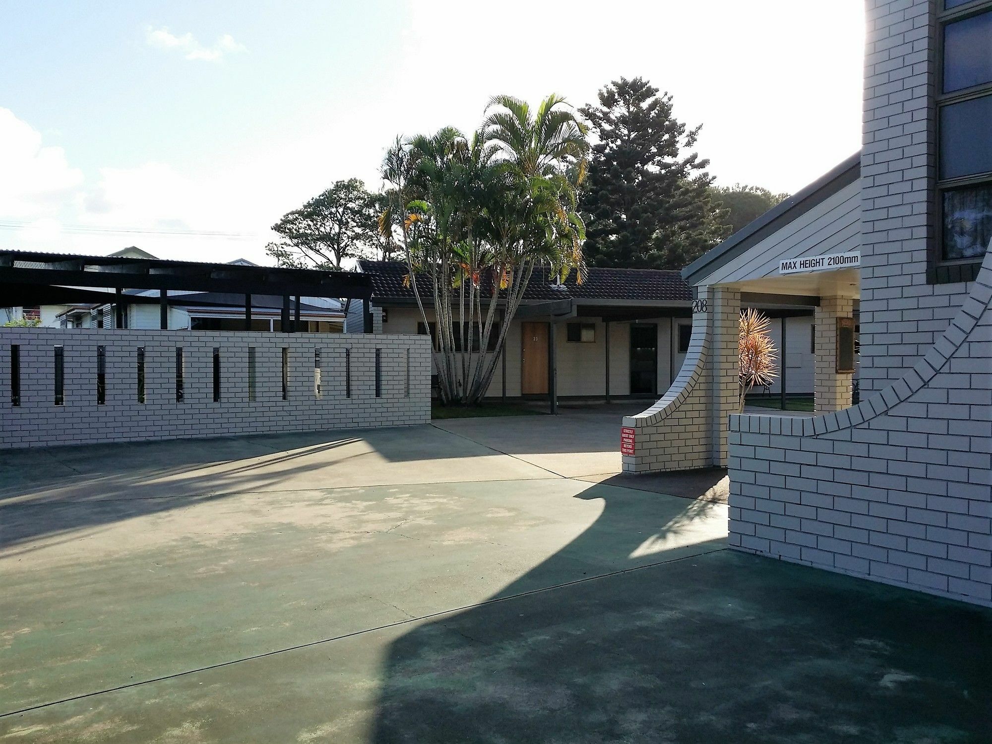 Mackay Motor Inn Buitenkant foto